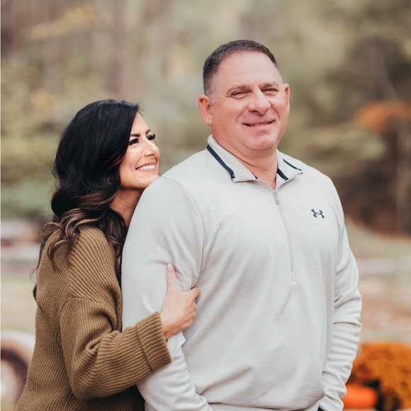 Meet your Posher, Shelly - Picture 1 of 1